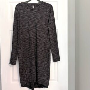 🖤🩶🤍 Lululemon & Go Where To long sleeve dress, sz. 8 🤍🩶🖤